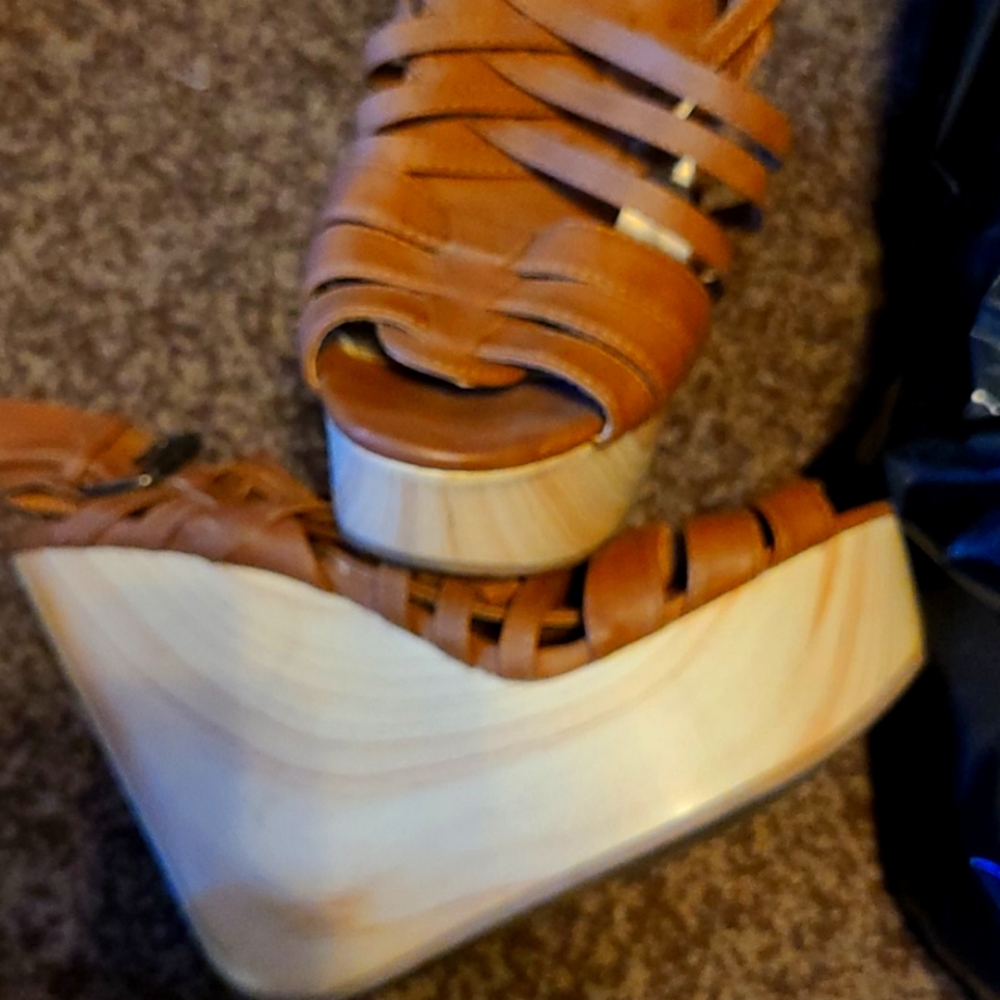Wedges - Picture 2 of 2